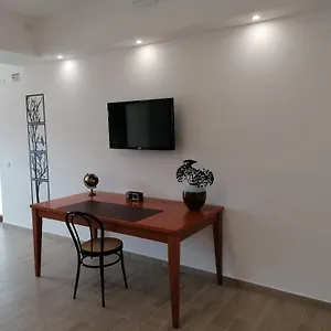 https://class-rooms-affittacamere.in-sardinia.net